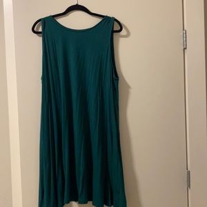 Green sleeveless dress that goes with everything!
